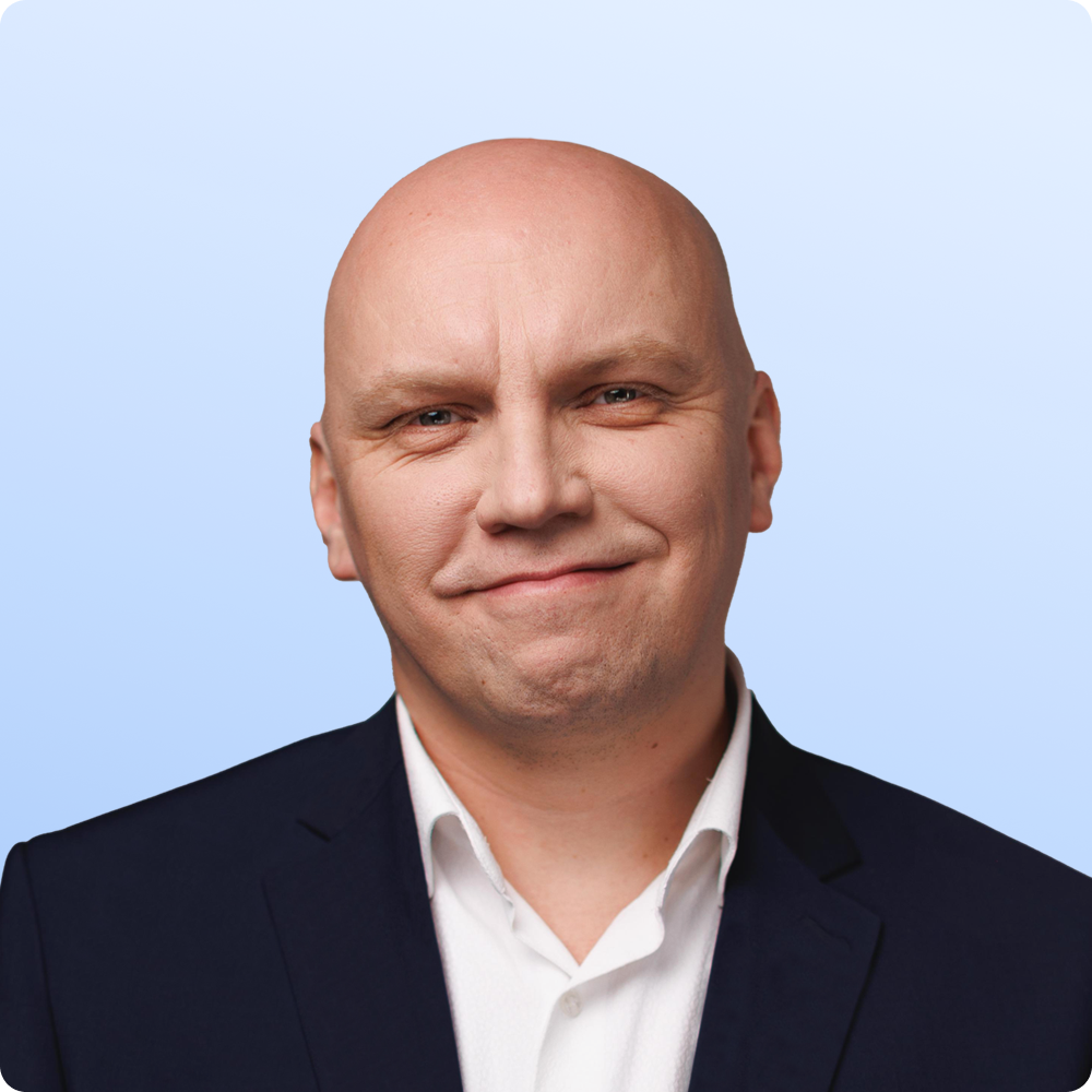 Константин Осташов